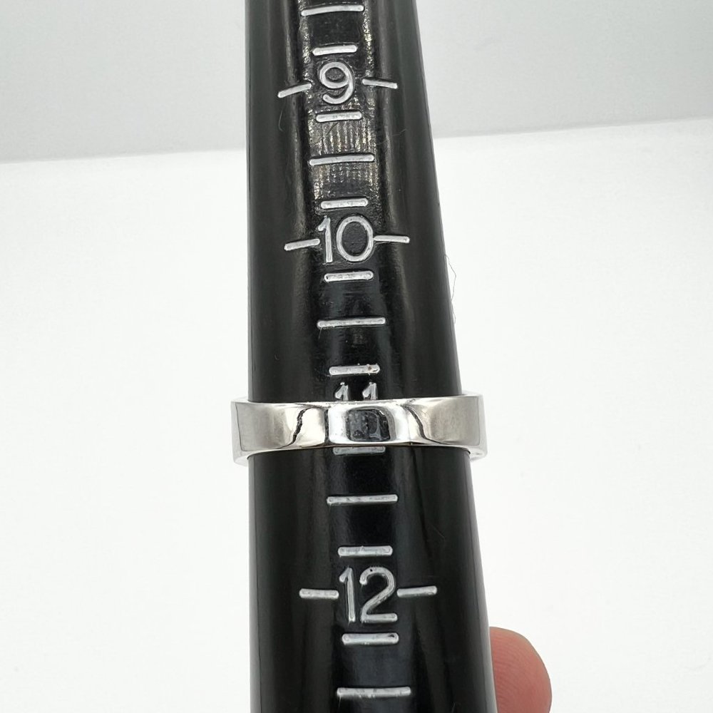 Silver Tone Geometric Pattern Ring - Picture 2 of 2